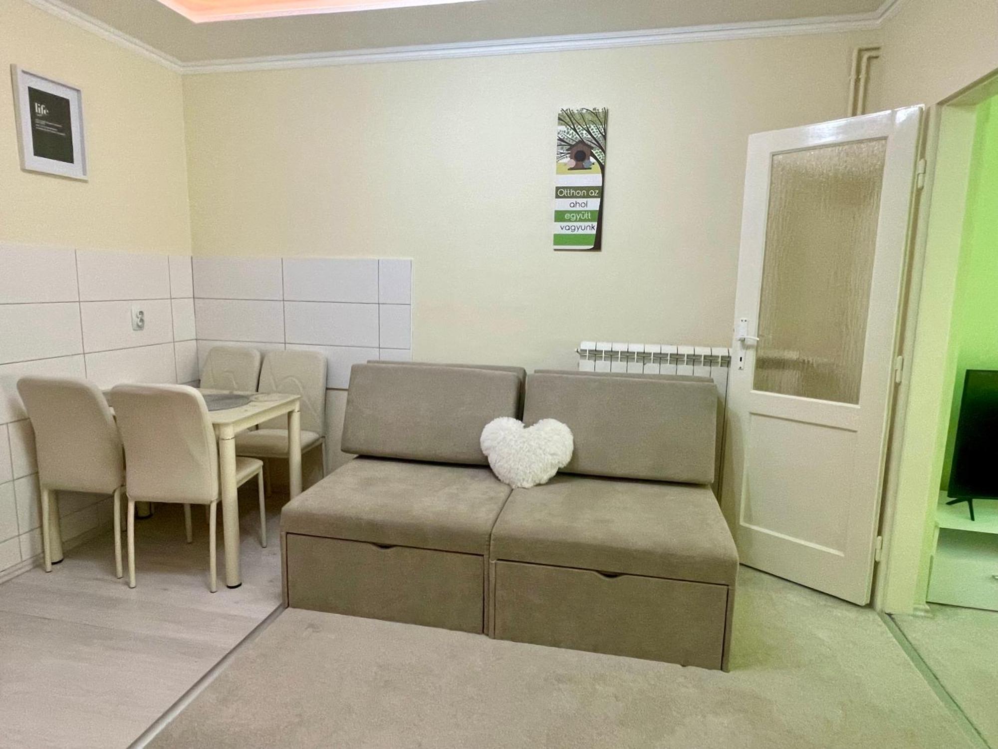 Belien Apartman Makó Exterior foto