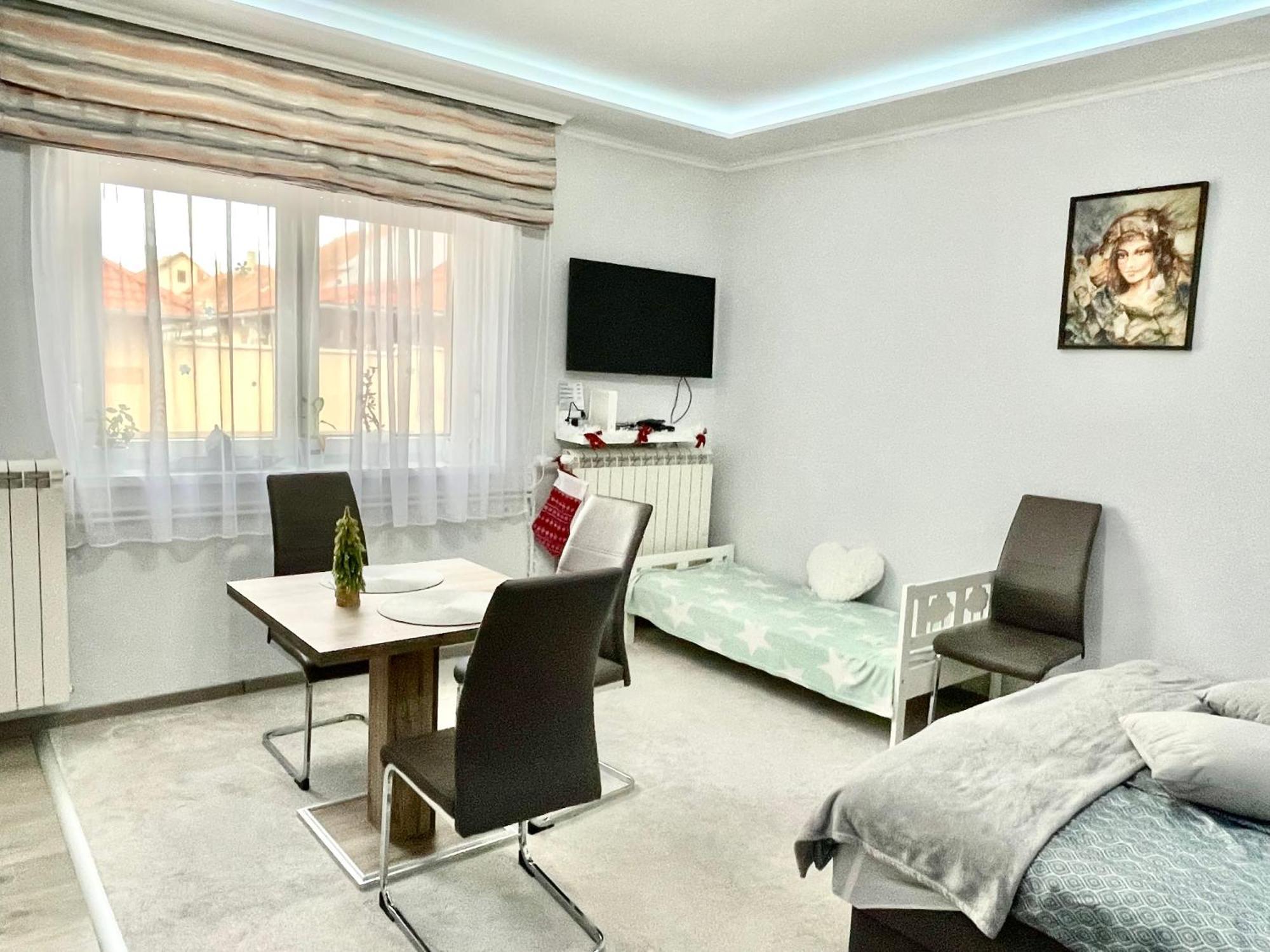 Belien Apartman Makó Exterior foto