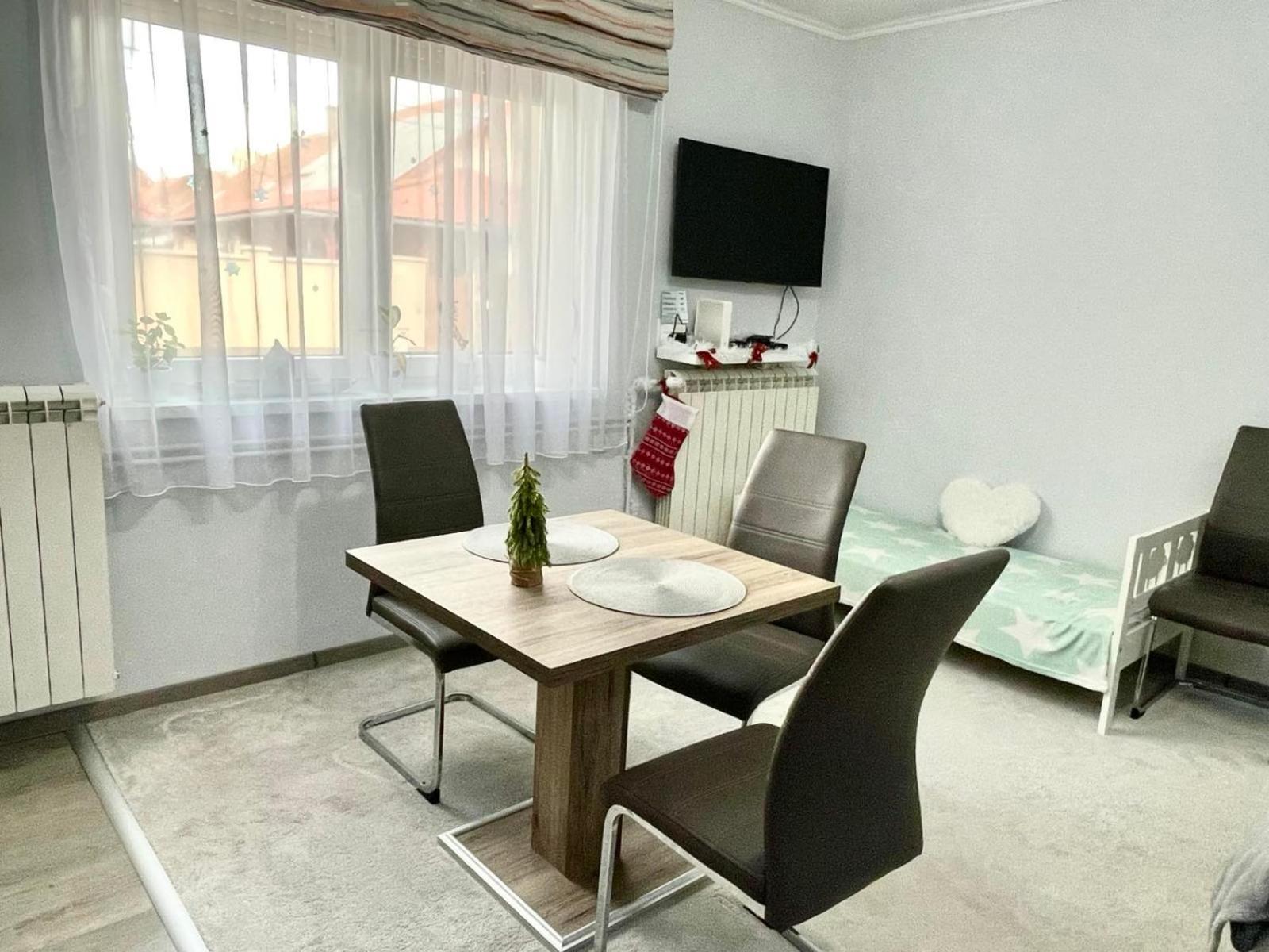 Belien Apartman Makó Cameră foto
